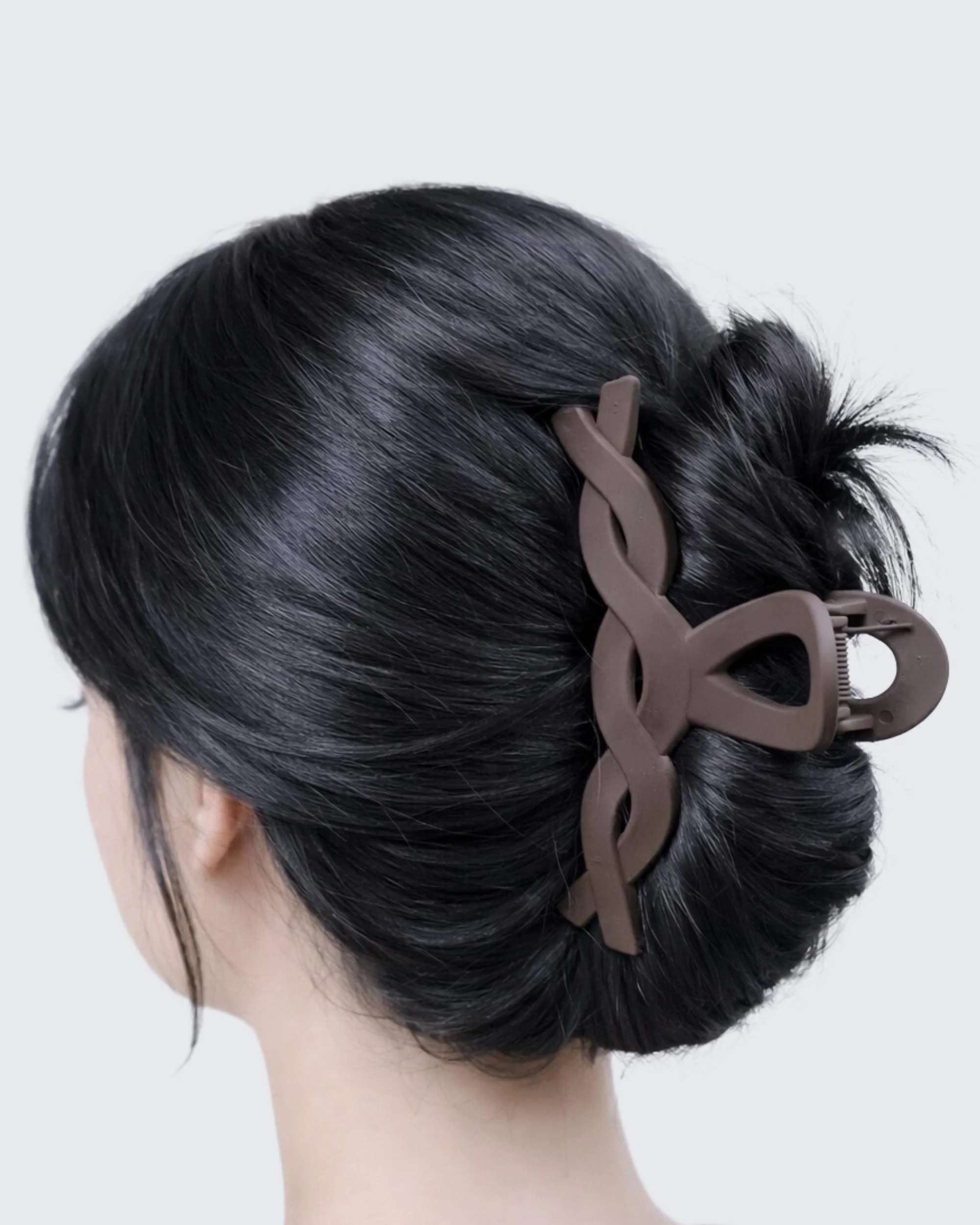 Medium Claw Hair Clips, 3-Pack, Coffee - Image 3