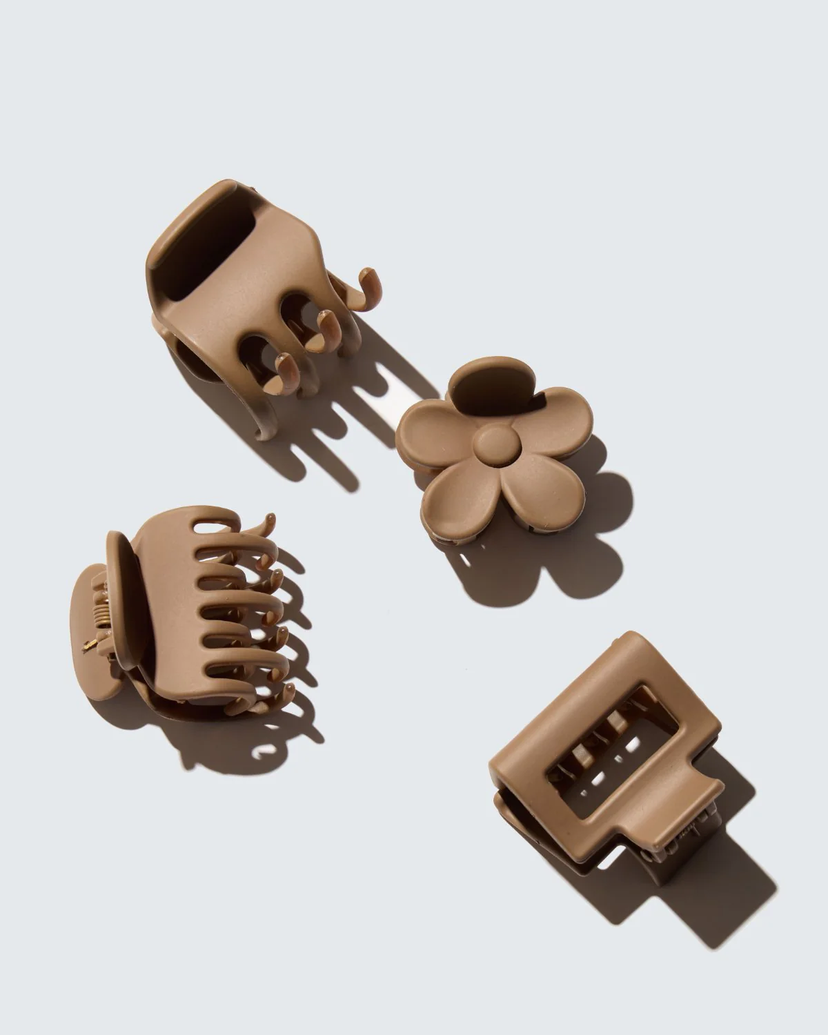 Small Claw Hair Clips, 4-Pack, Coffee - Image 5