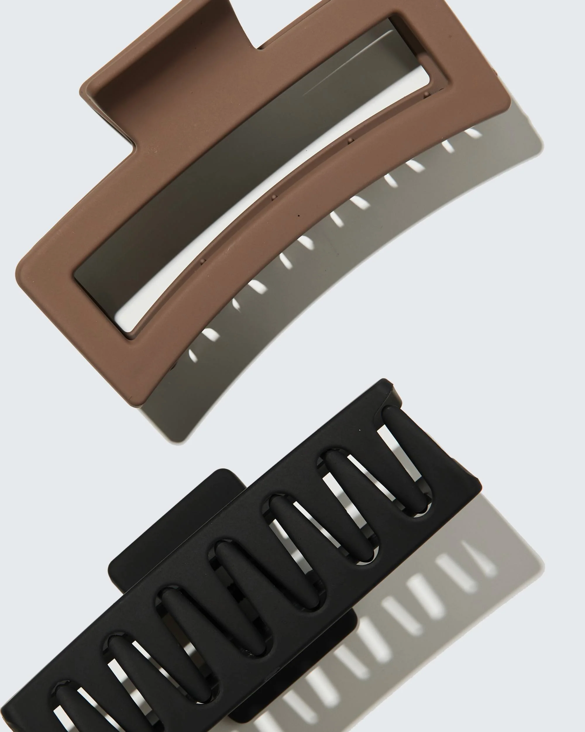 XXL Jumbo Claw Hair Clips, 2-Pack, Black/Brown - Image 3