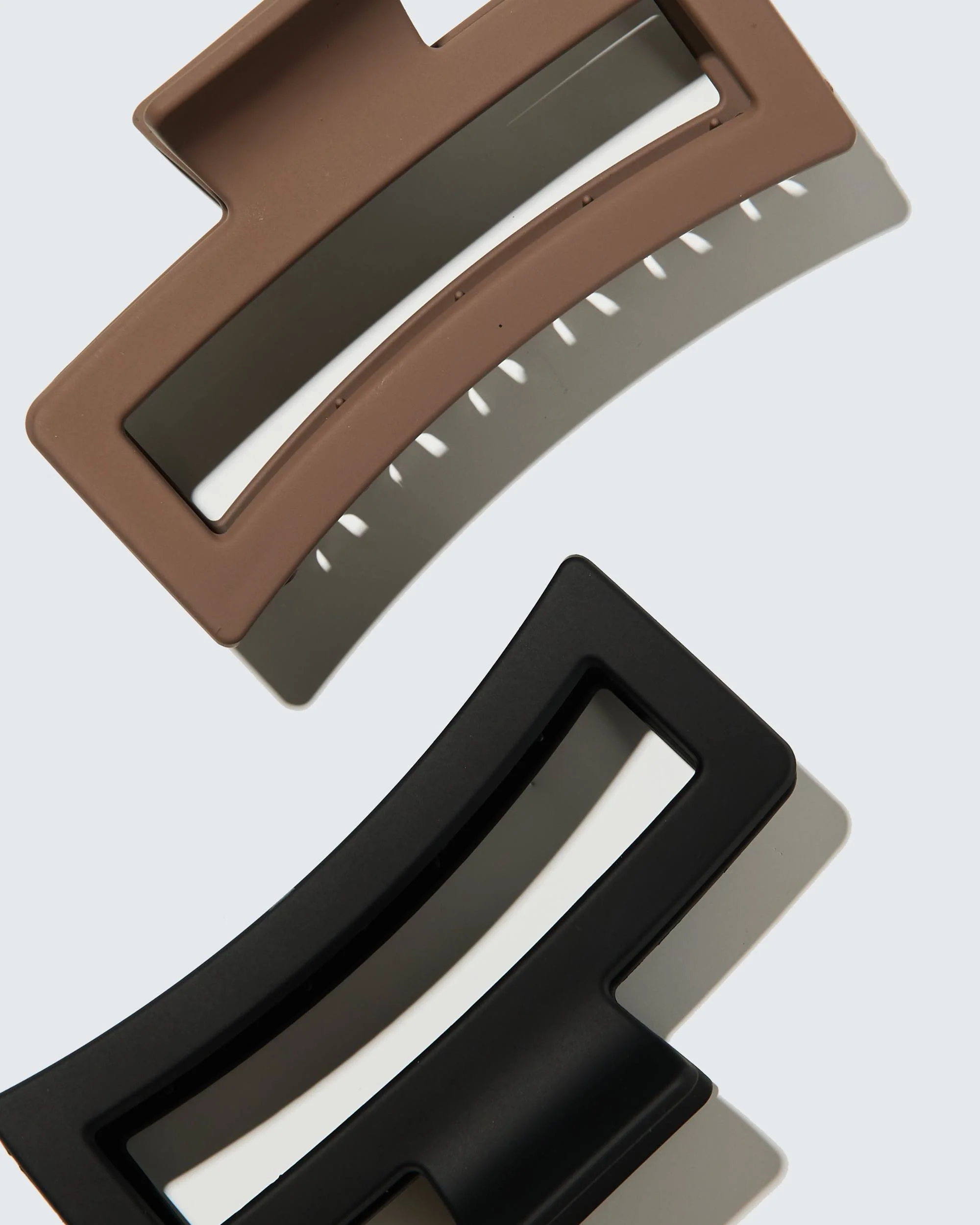 XXL Jumbo Claw Hair Clips, 2-Pack, Black/Brown - Image 4